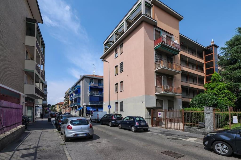 Primopiano - Astico Appartement Milaan Buitenkant foto